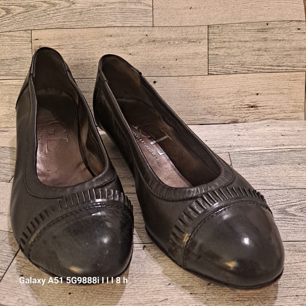 Attilio Giusti Leombroni (AGL) Black flats